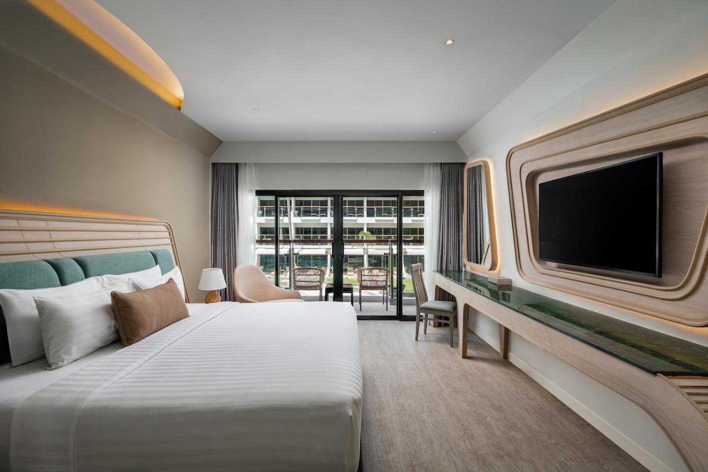 Amora Beach Resort Phuket Bang Tao Beach  Exterior photo