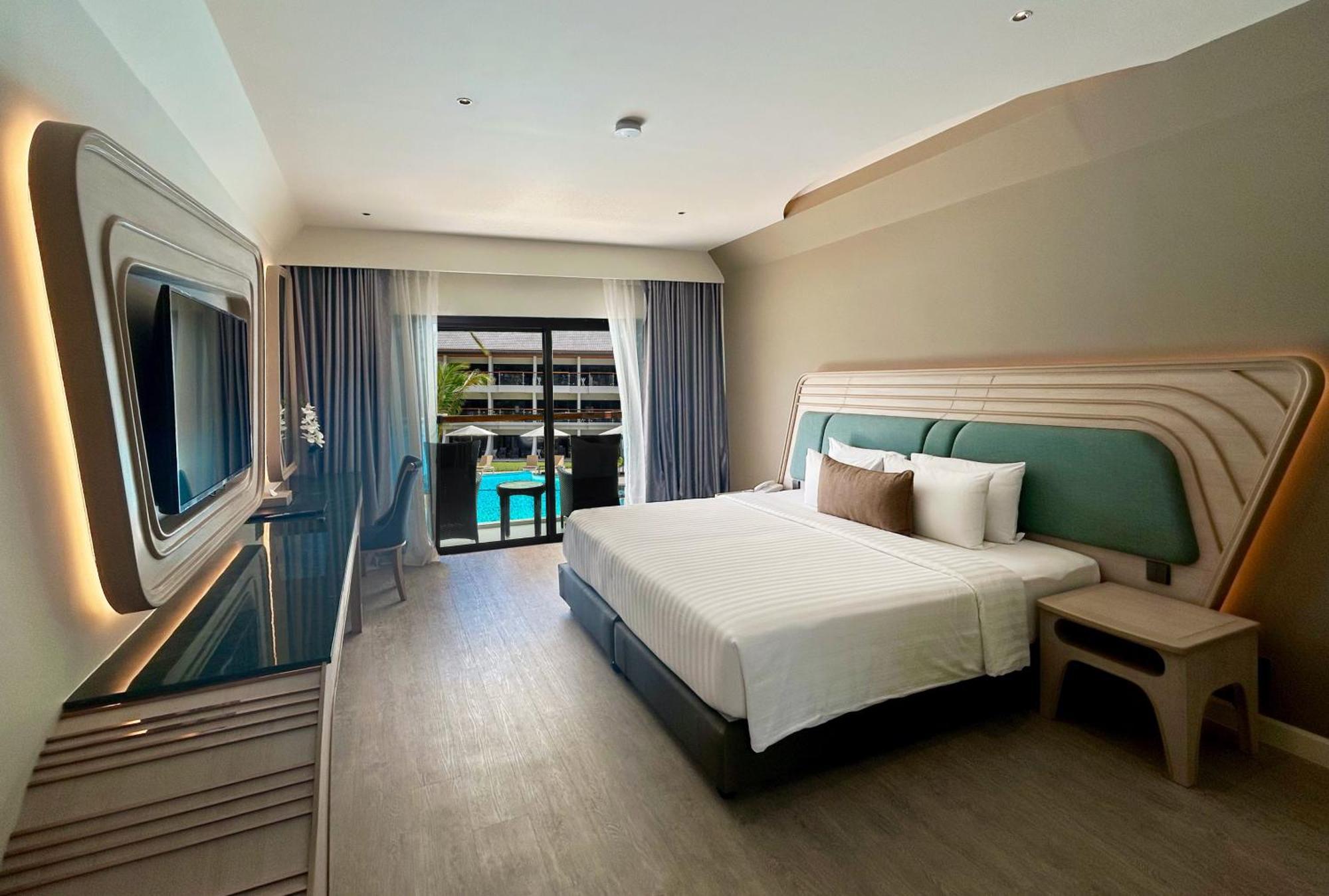 Amora Beach Resort Phuket Bang Tao Beach  Exterior photo